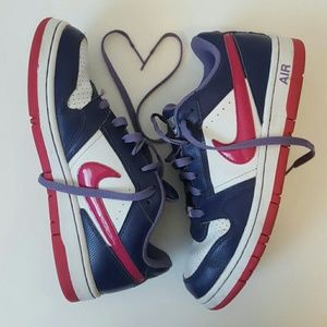 Nike girly mid top